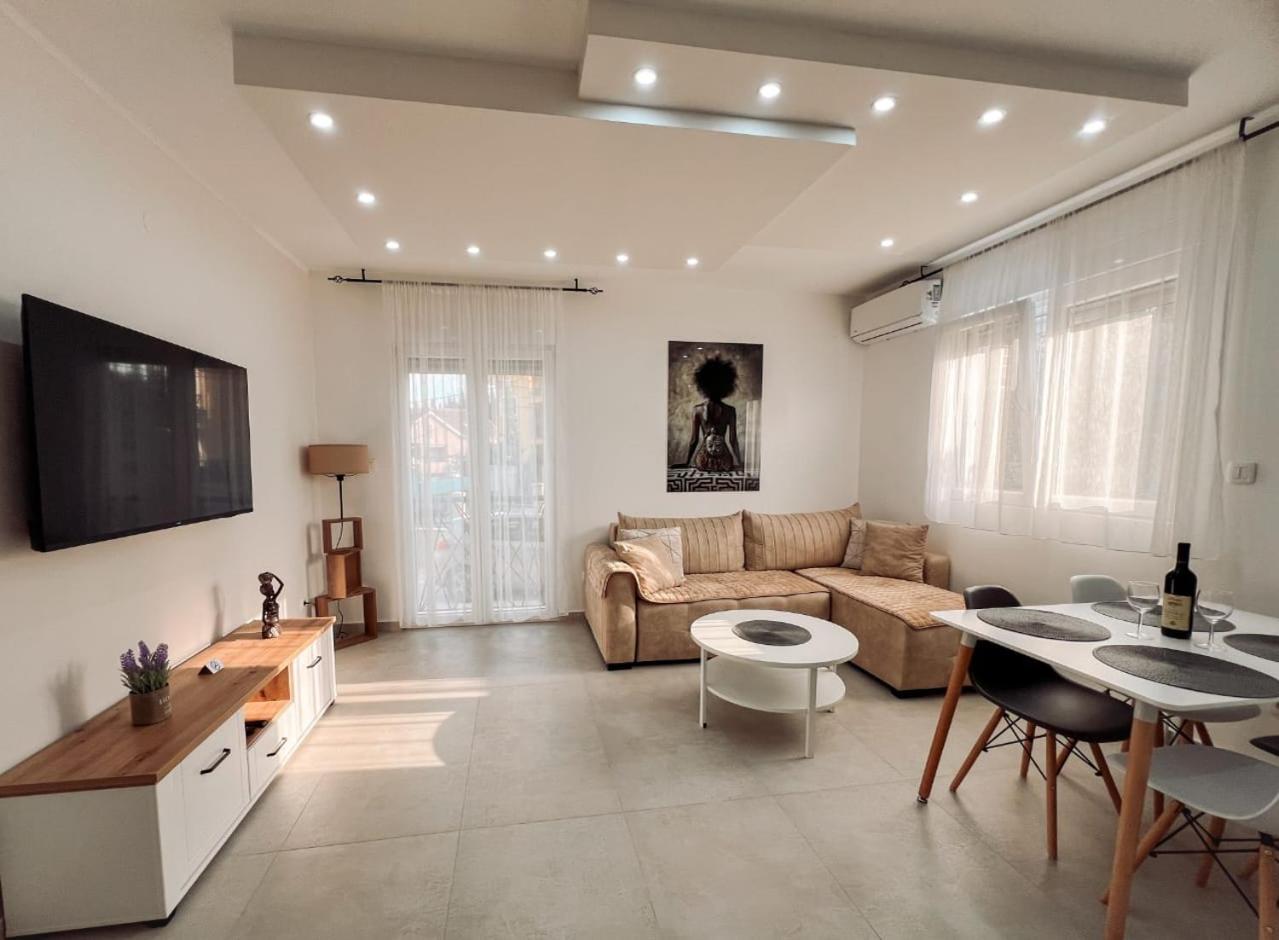 M&N Residence Tivat Kültér fotó